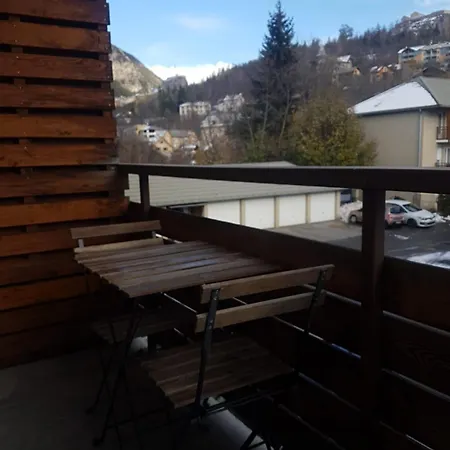 : 4-6 Personnes Moderne, Tout Confort. Briancon (Hautes-Alpes)